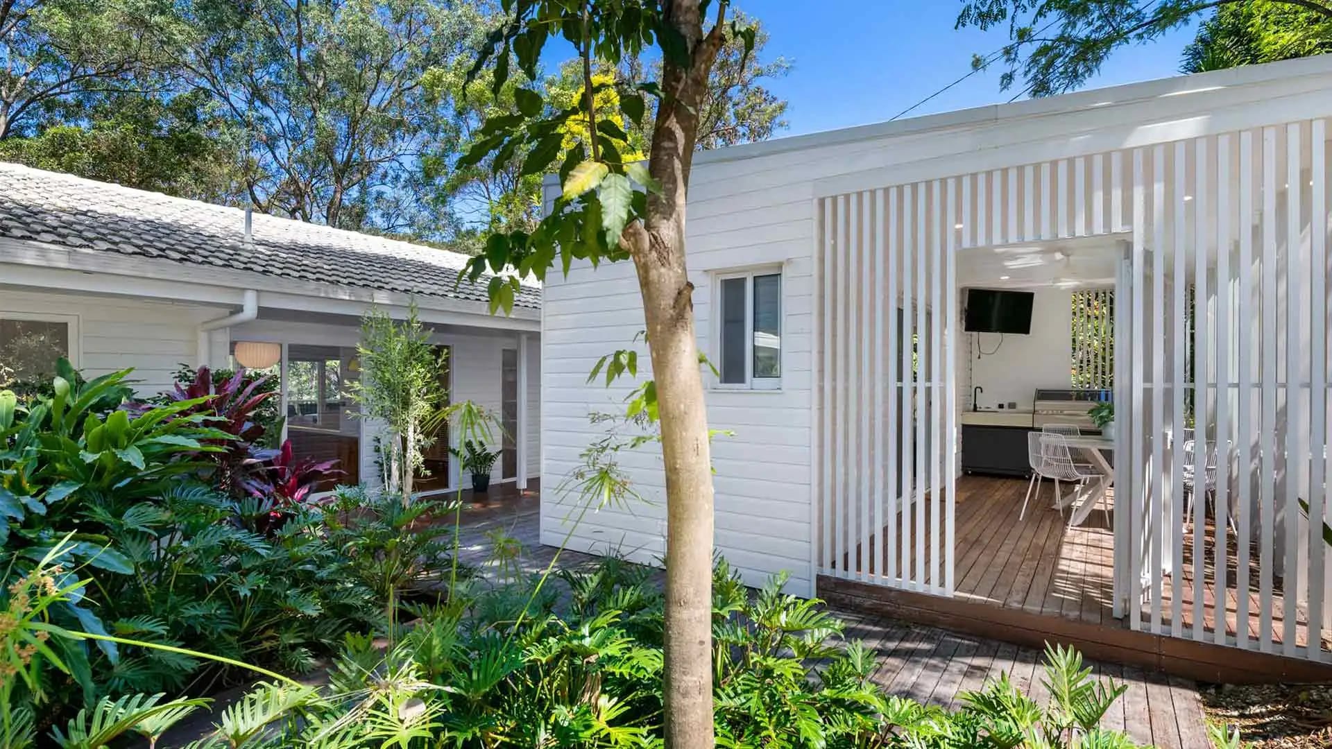 Brisbane Airbnb — 1